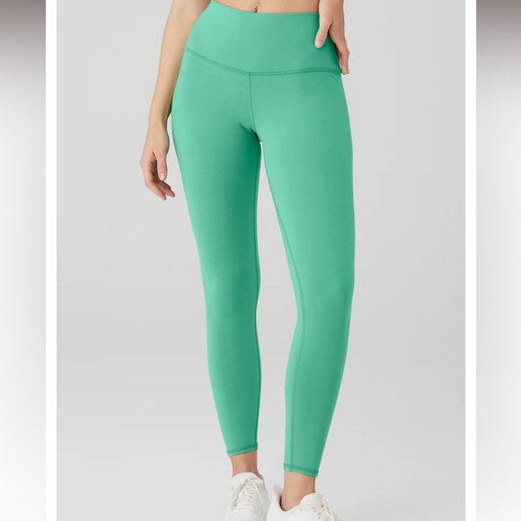 ALO Yoga Other - Brand New alo yoga Lettuce High-Waisted airbrush Leggings size L 7/8